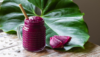 Pearl Berry Dragonfruit Smoothie